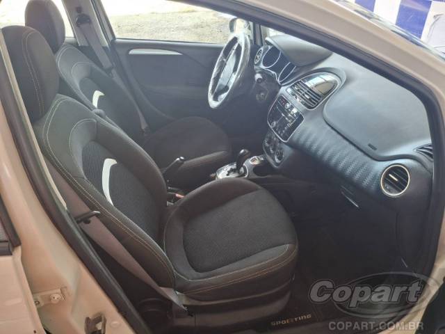 2015 FIAT PUNTO 