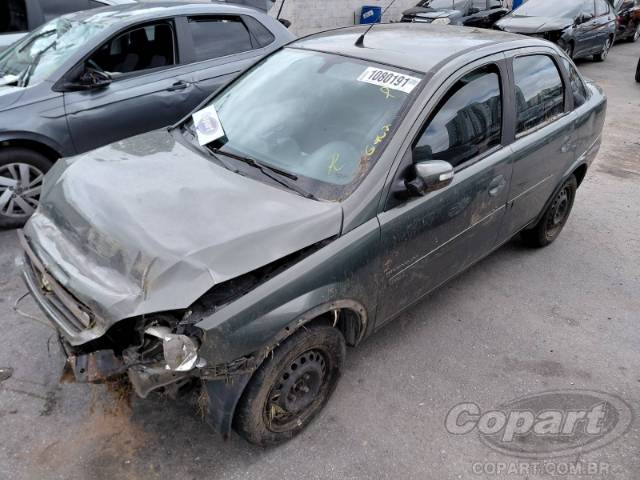 2010 CHEVROLET CORSA SEDAN 