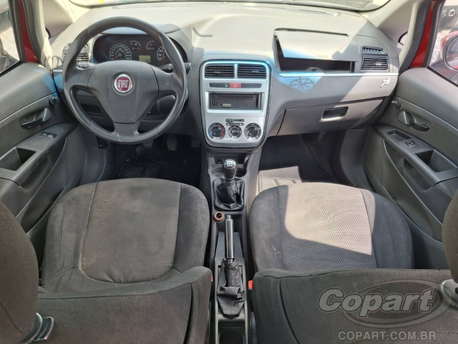 Foto 9 de 15: 2012 FIAT PUNTO