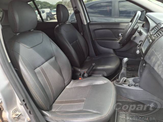 2017 RENAULT SANDERO 