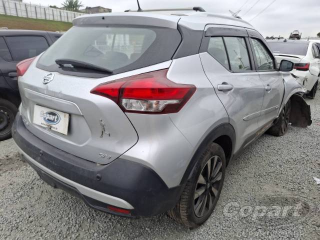 2019 NISSAN KICKS 