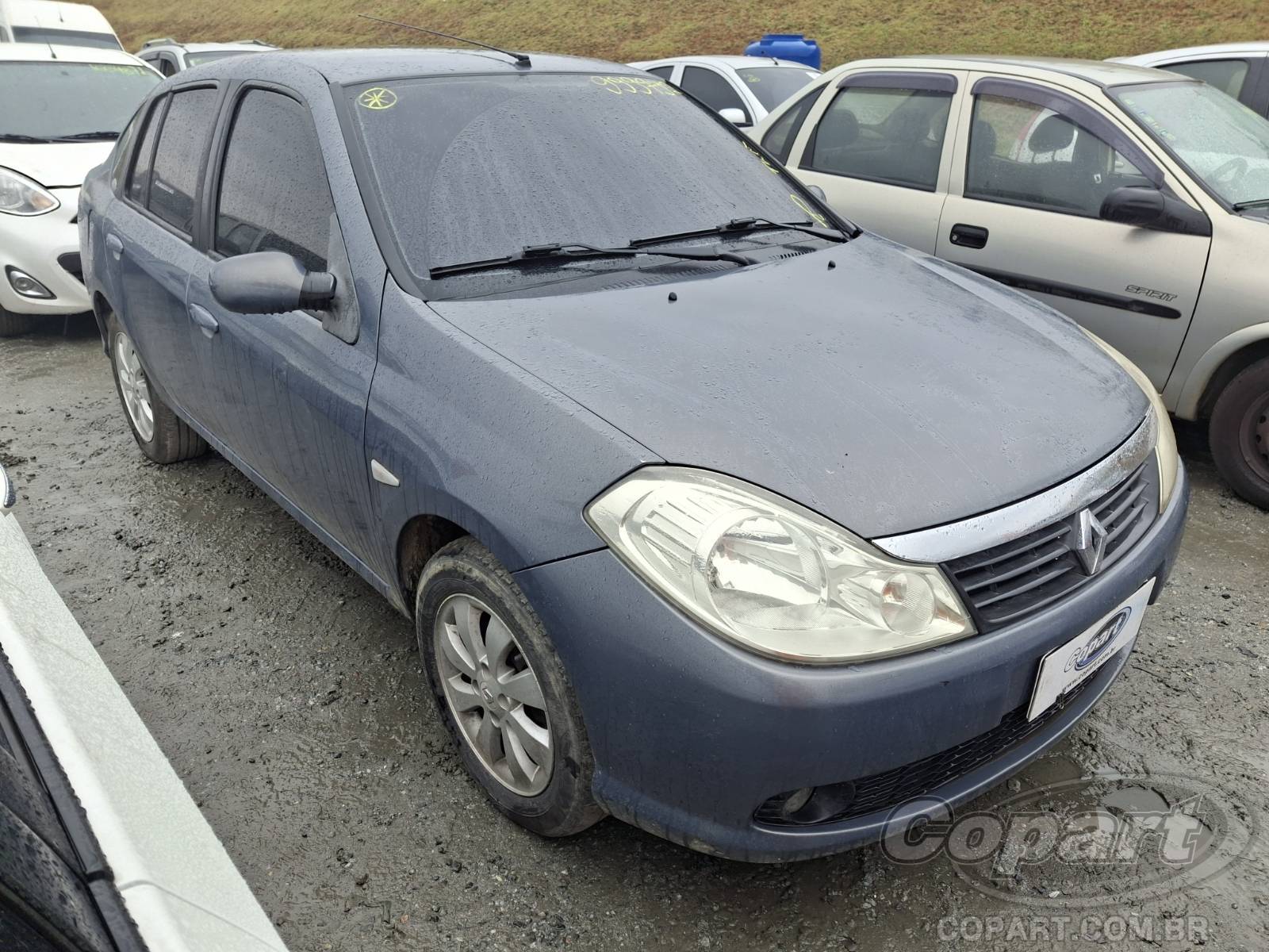 RENAULT SYMBOL 1.6 16V HI-FLEX 2011 Colisão