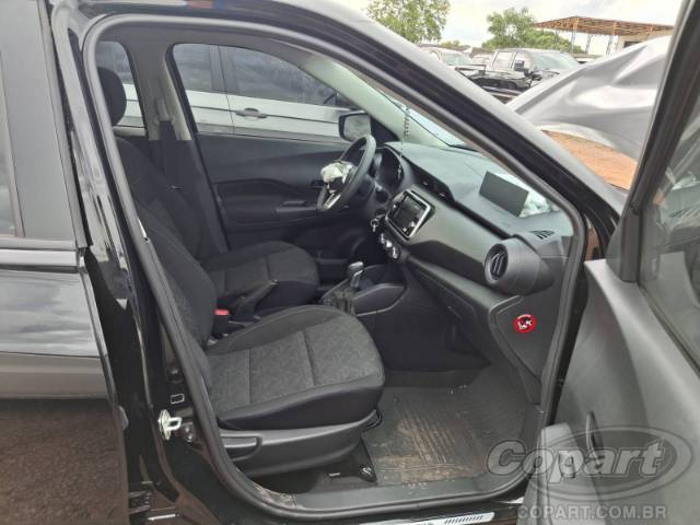 2025 NISSAN Kicks Play 