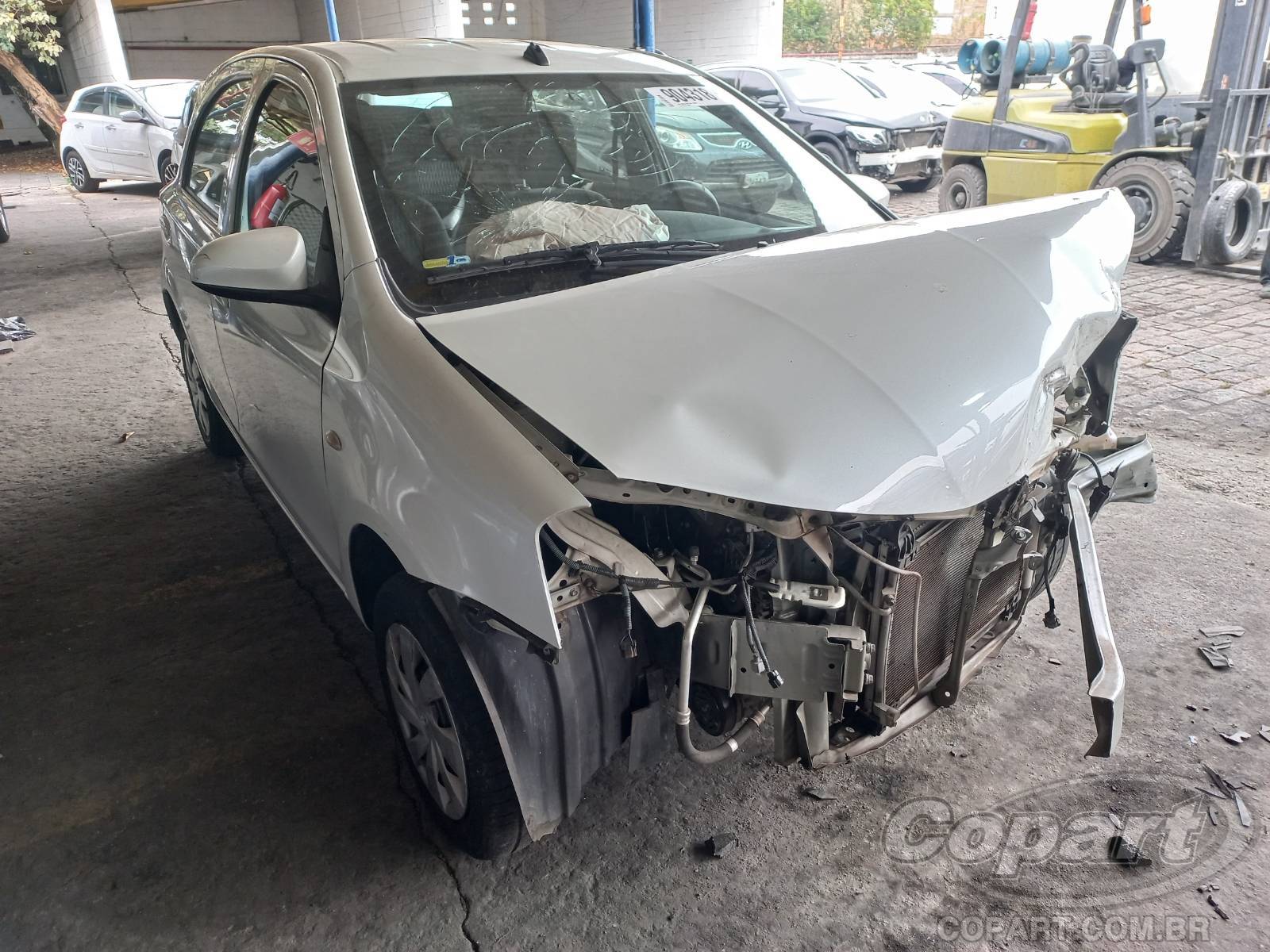 Veículo Toyota Etios TOYOTA ETIOS X 1.3 16V DUAL VVT-I 2017 2018 em leilão