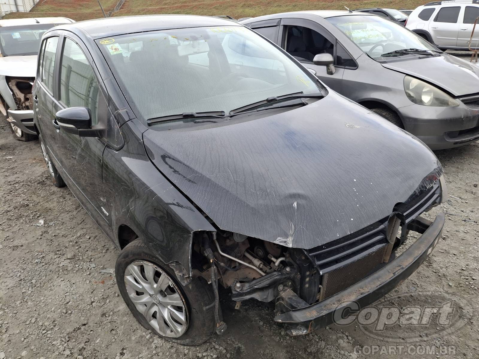 Veículo VW - VolksWagen Fox 2012 VOLKSWAGEN FOX 1.0 Total Flex 2013 em leilão