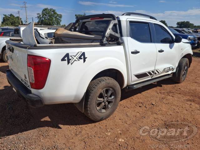 2021 NISSAN FRONTIER CD 