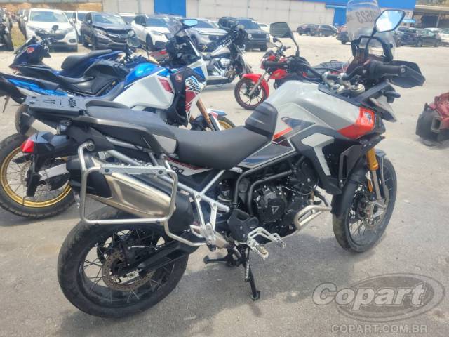 2025 TRIUMPH TIGER 