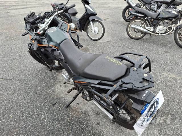2019 HONDA XRE 300 