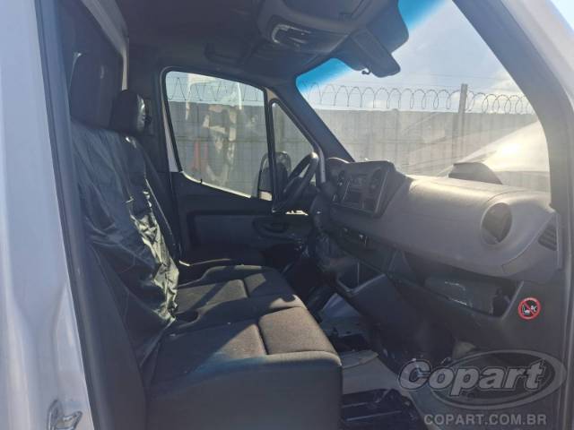 2025 MERCEDES BENZ SPRINTER TRUCK 
