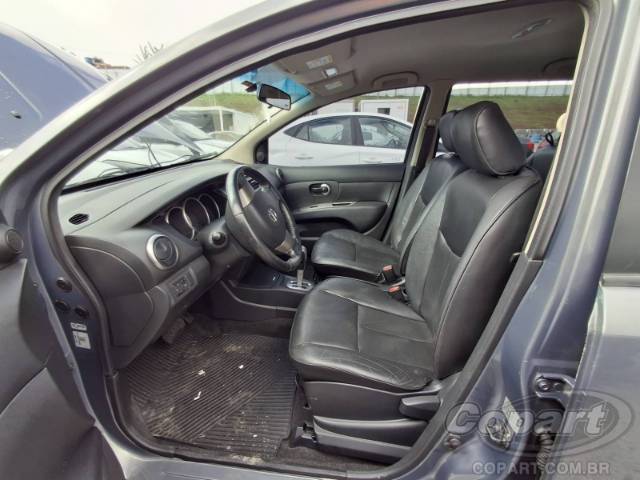 2014 NISSAN GRAND LIVINA 