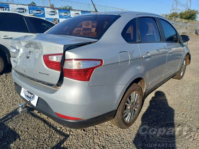 2013 FIAT GRAND SIENA 