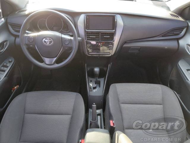 2023 TOYOTA YARIS SEDA 