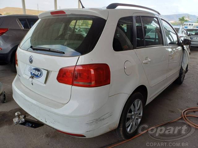 2013 VOLKSWAGEN SPACEFOX 
