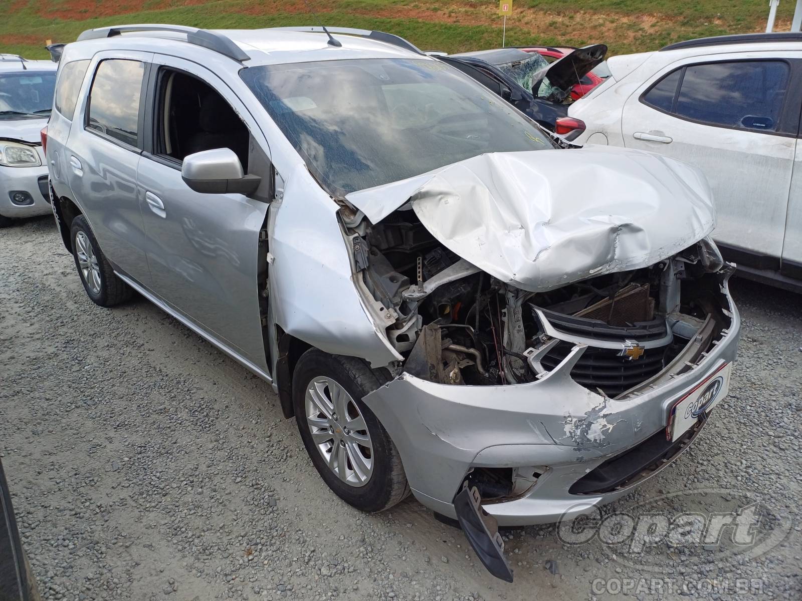 Veículo GM - Chevrolet Spin Chevrolet Spin LT 1.8 Eco 2019 Colisão Média Monta 2019 em leilão