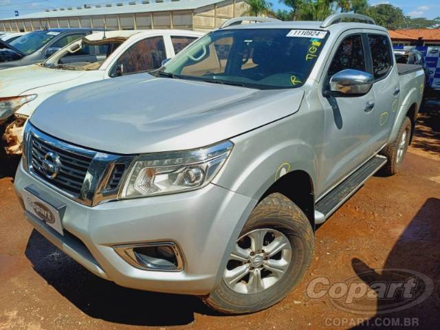 2017 NISSAN FRONTIER CD 