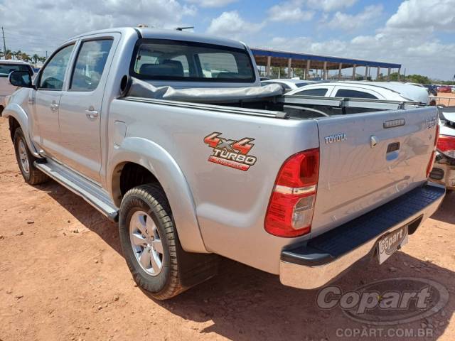 2014 TOYOTA HILUX CD 