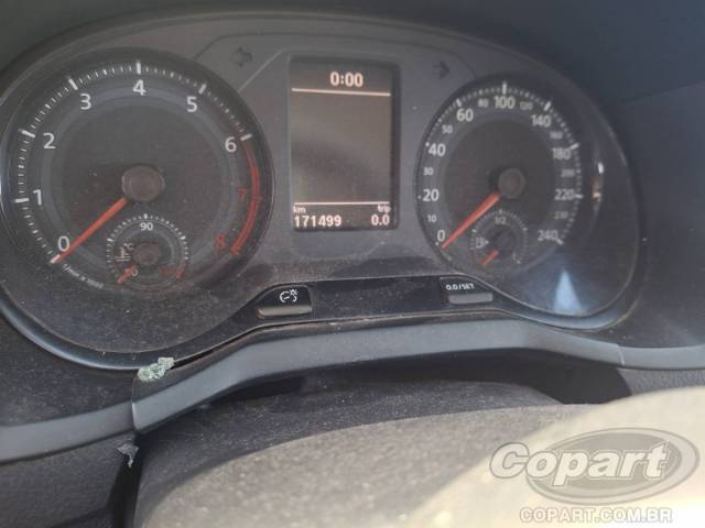 2021 VOLKSWAGEN VOYAGE 