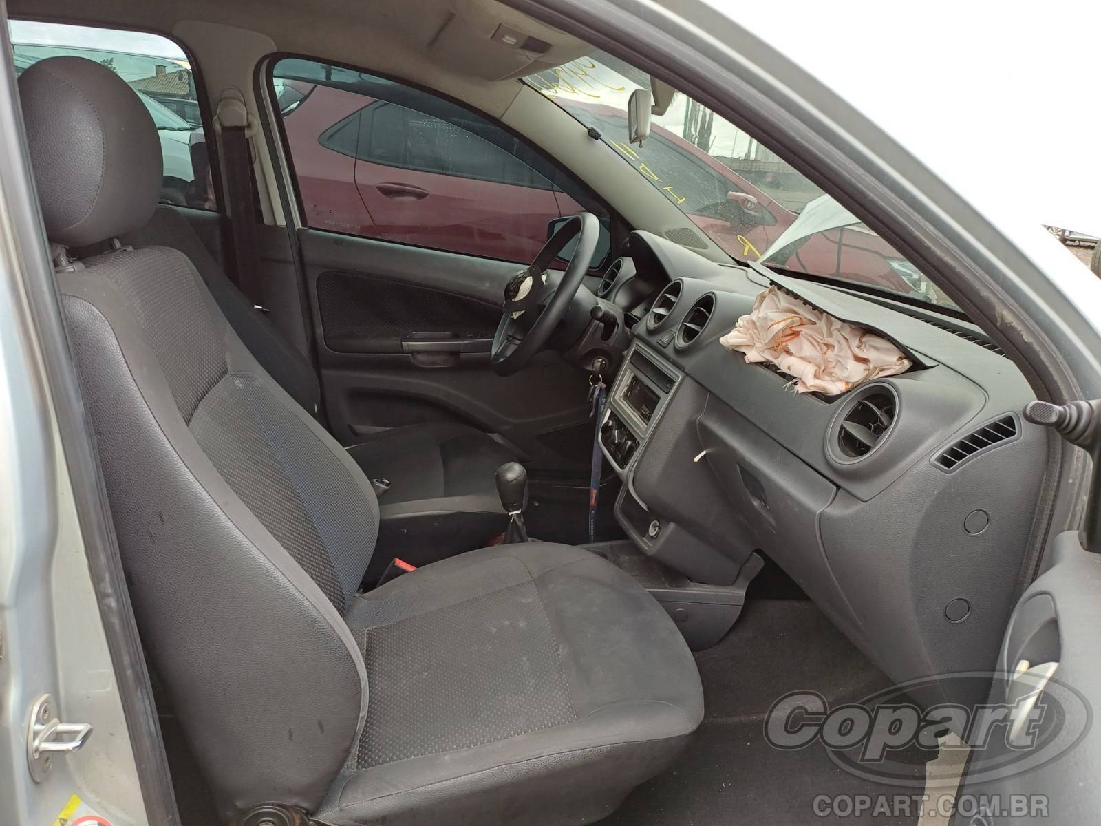 2015 VOLKSWAGEN VOYAGE — leilão em Canoas/RS (foto 5)