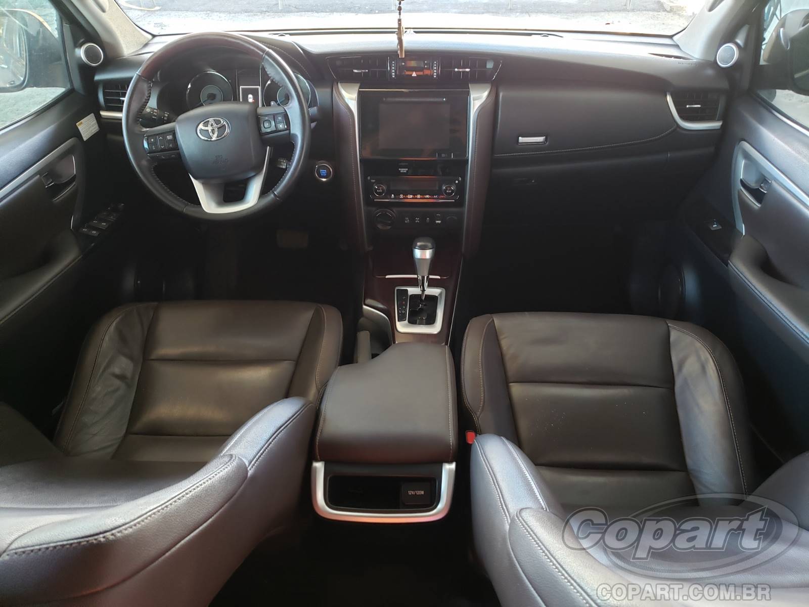 Foto 9 de 10: 2017 TOYOTA HILUX SW4