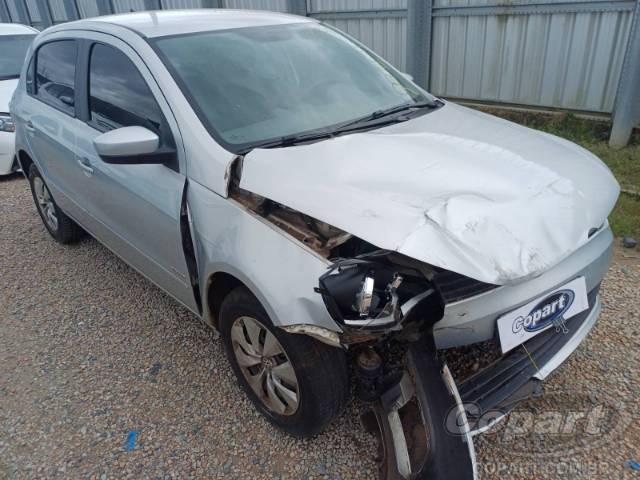 2013 VOLKSWAGEN GOL 