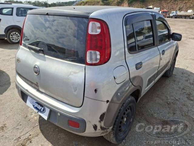2013 FIAT UNO 