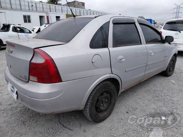 2003 CHEVROLET CORSA SEDAN 