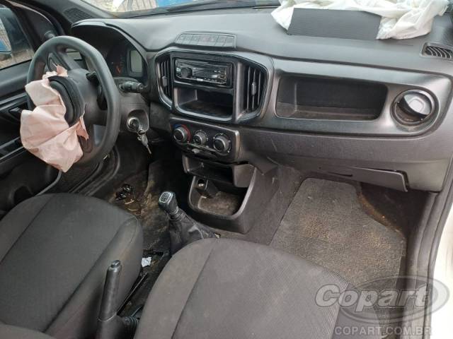 2024 FIAT STRADA 