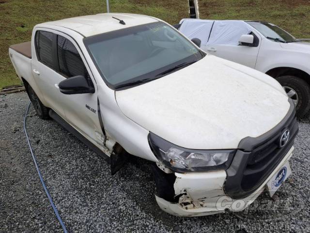 2025 TOYOTA HILUX CD 