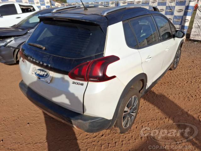 2023 PEUGEOT 2008 