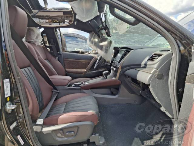 2025 MITSUBISHI PAJERO SPORT 