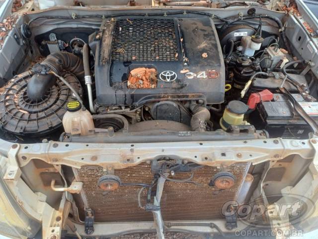 2010 TOYOTA HILUX CD 