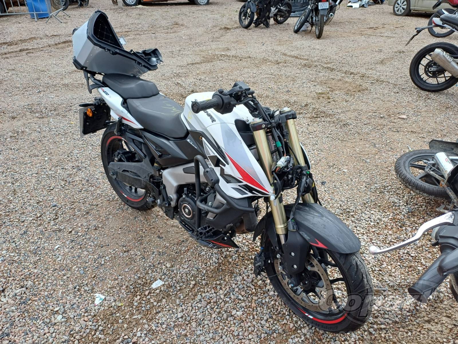 BAJAJ Dominar 2026