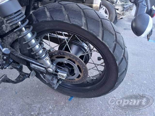 2019 TRIUMPH STREET SCRAMBLER 