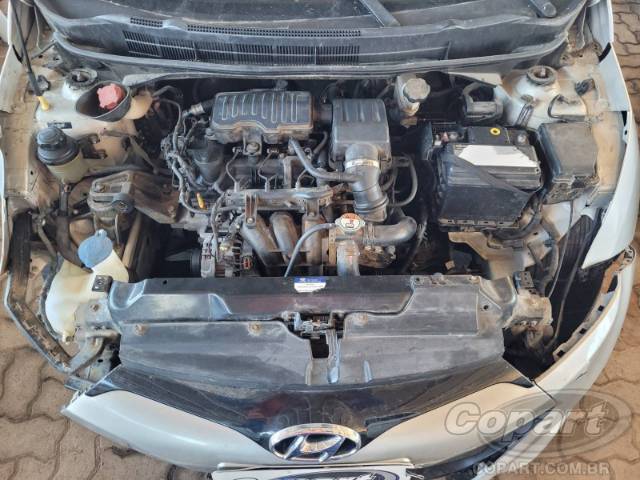 2015 HYUNDAI HB20 