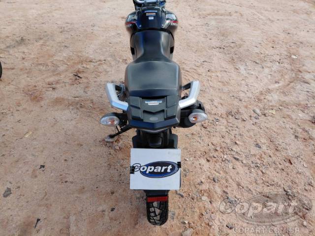 2025 YAMAHA CROSSER 