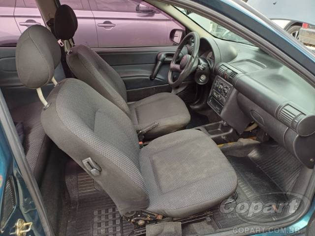 2000 CHEVROLET CORSA 