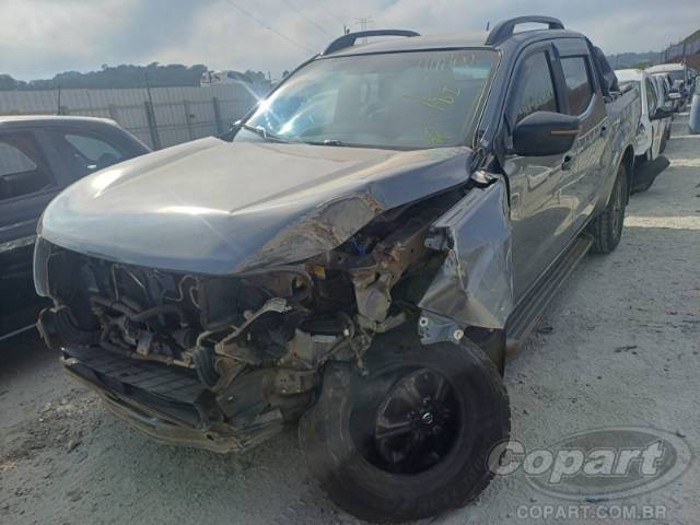 2021 NISSAN FRONTIER CD 