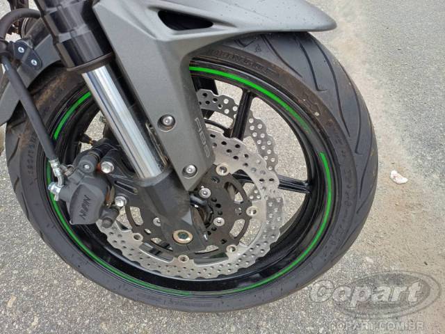 2025 KAWASAKI VERSYS 