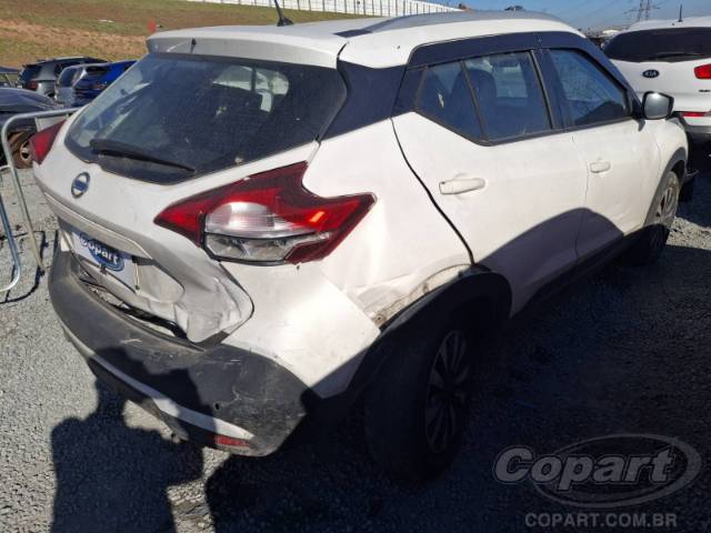 2020 NISSAN KICKS 
