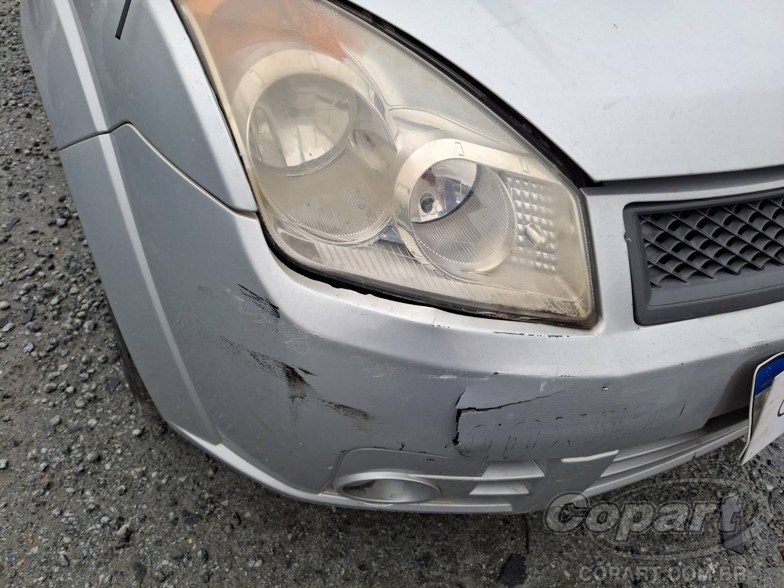 Foto 11 de 12: 2010 FORD FIESTA