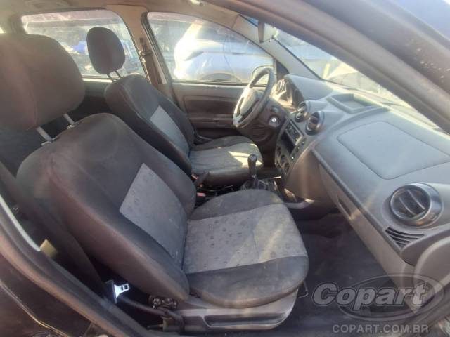 2011 FORD FIESTA 