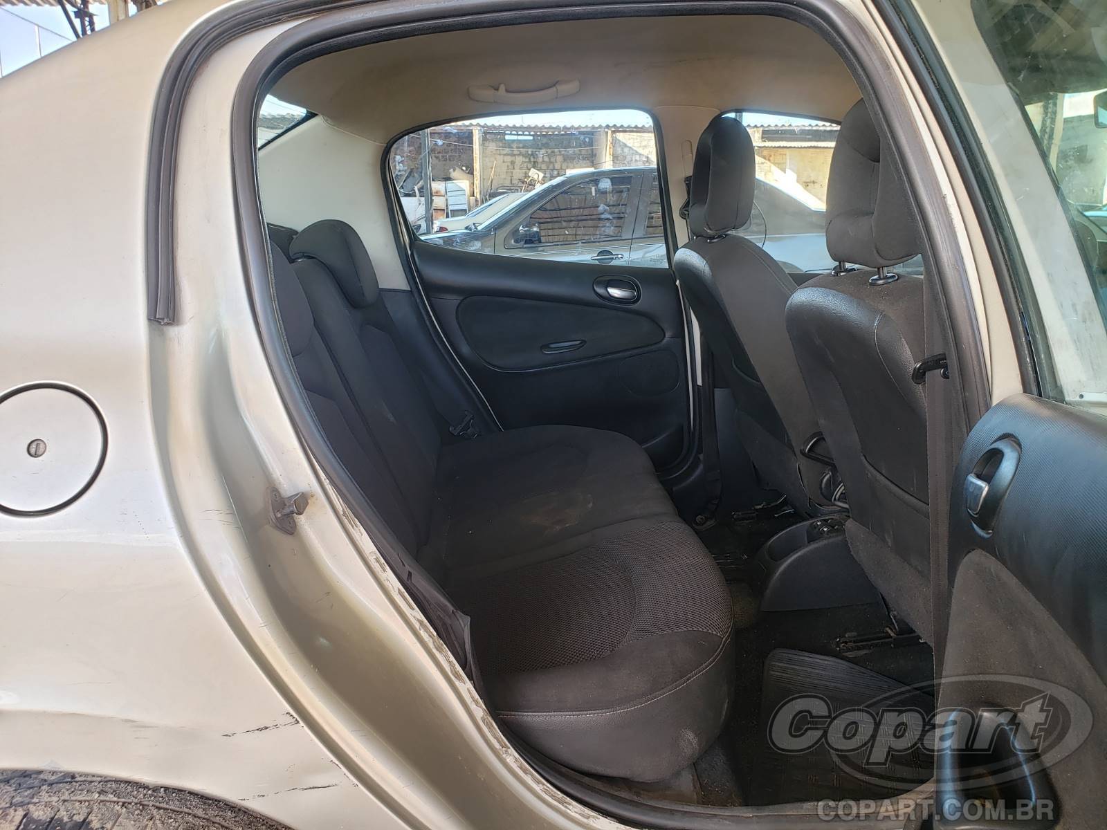 2011 PEUGEOT 207 PASSION — leilão em Eusébio/CE (foto 6)