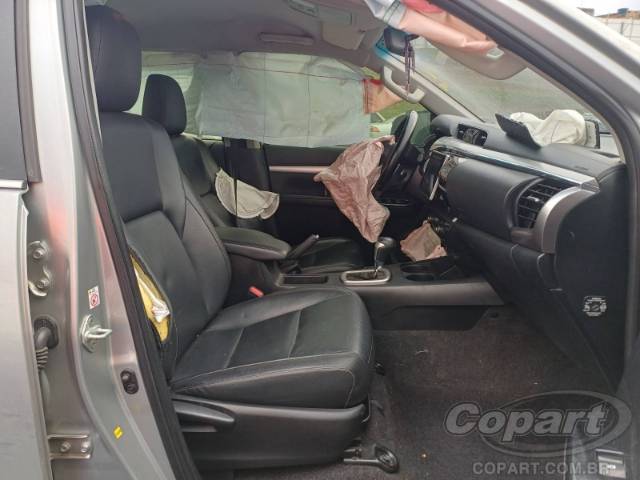 2016 TOYOTA HILUX CD 