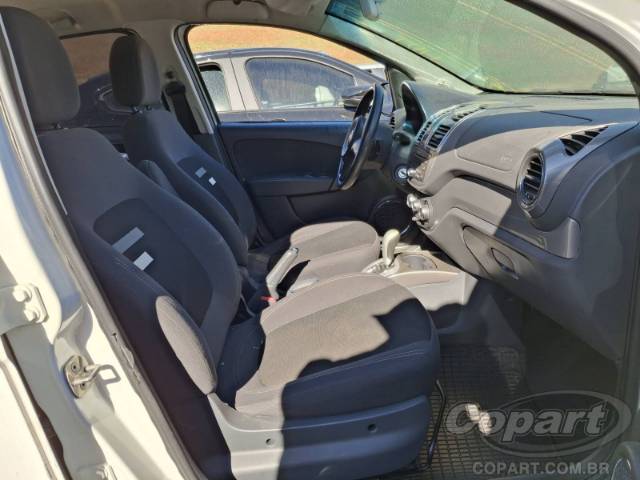 2017 FIAT GRAND SIENA 