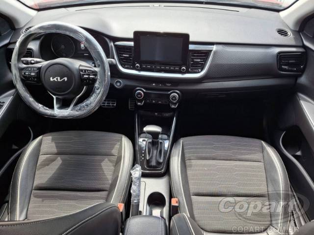 2022 KIA STONIC 