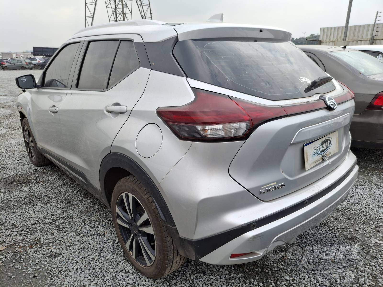 2022 NISSAN KICKS — foto 3 de 15