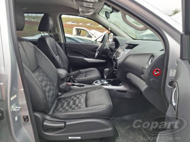 2025 NISSAN FRONTIER CD 