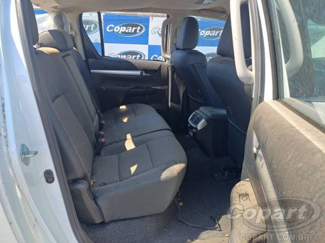 2025 TOYOTA HILUX CD 