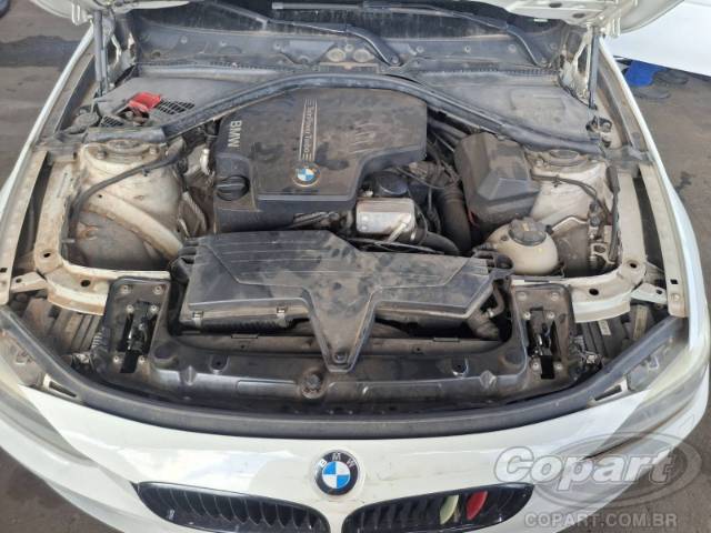 2015 BMW SERIE 3 