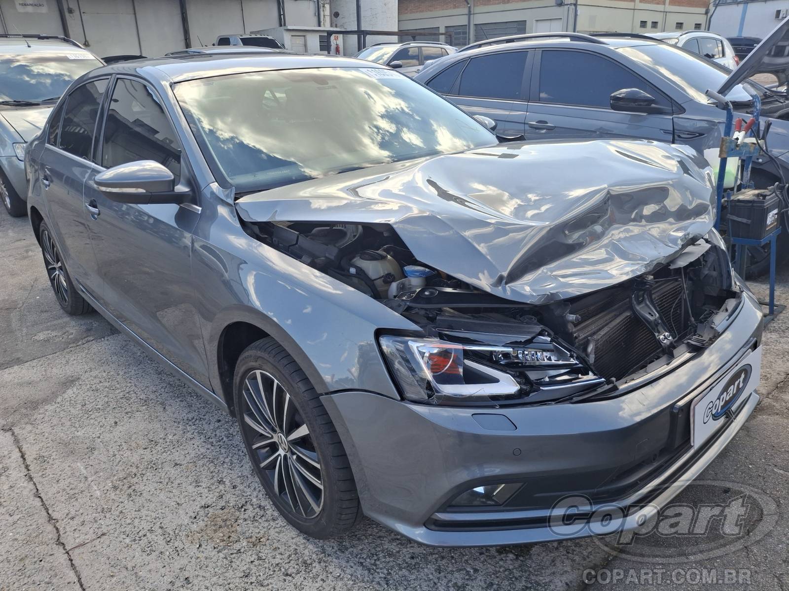 Volkswagen Jetta 2017 em leilão